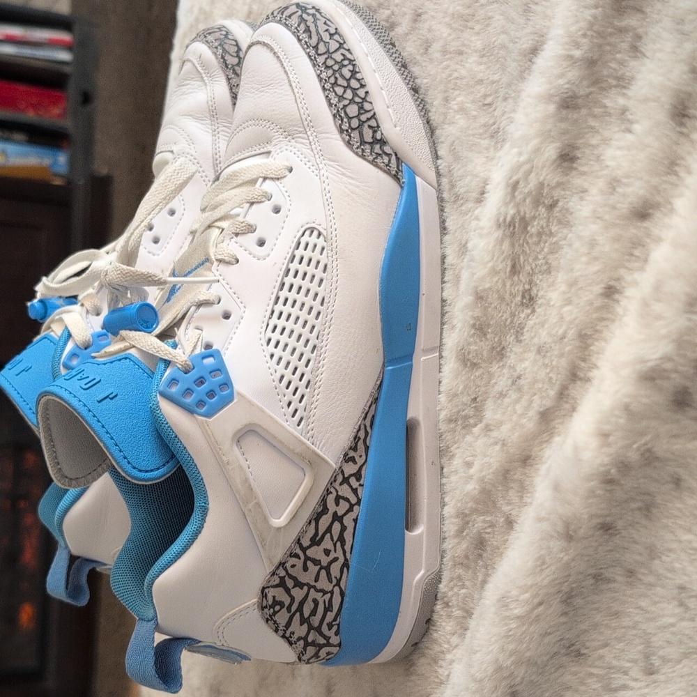 Nike Men’s 10.5 Spizike chapel hill